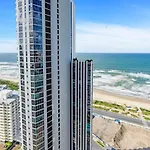 31St Floor Sensational Views